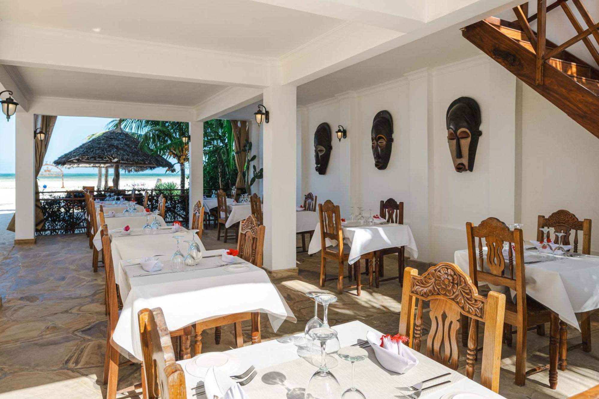 Karibu Beach Resort Pongwe Dış mekan fotoğraf